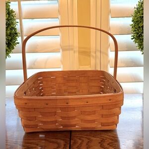 Longaberger Basket ,Signed DM 1992  11.5”Height